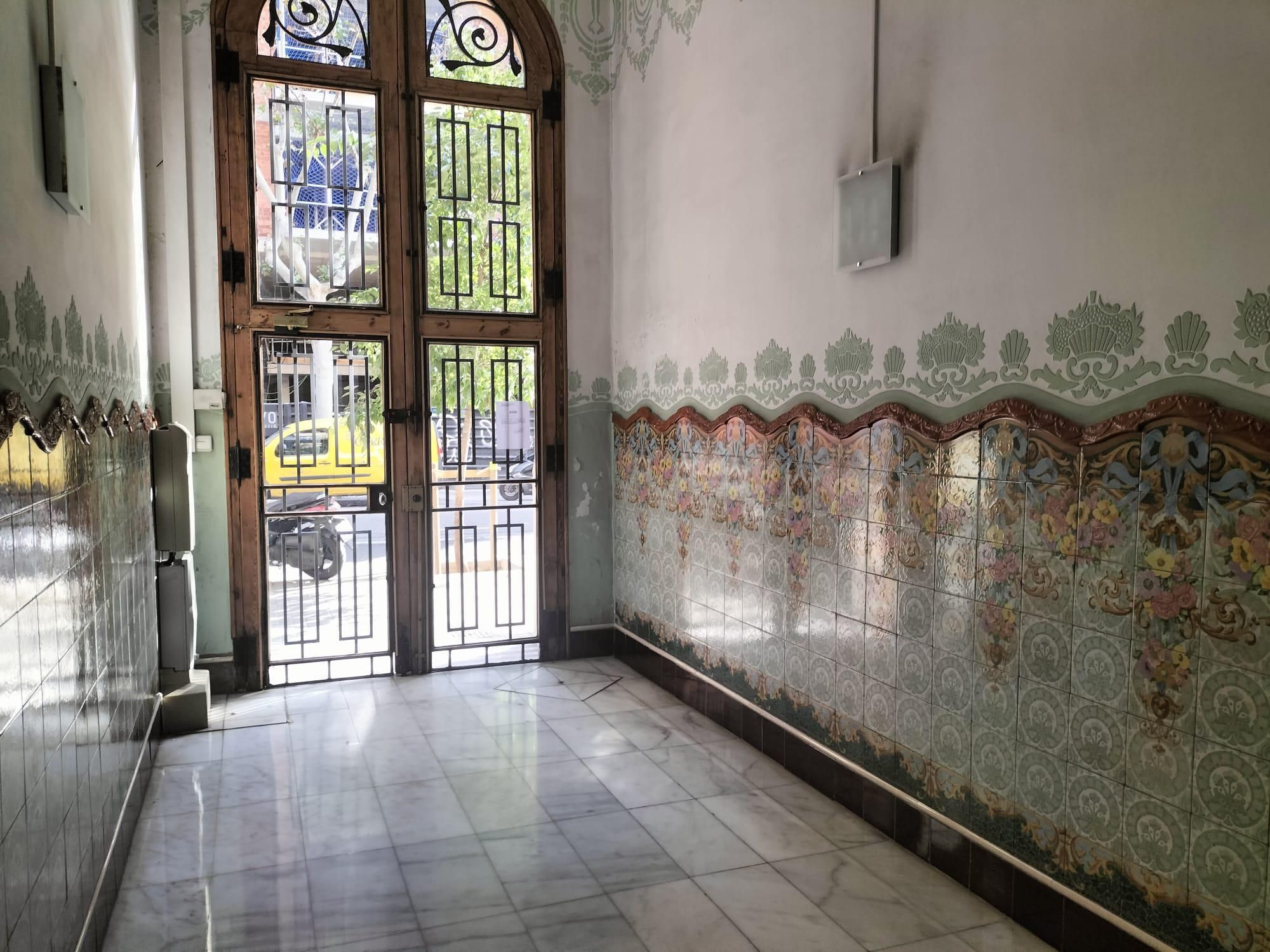 Pis en venda en  Barcelona Capital amb Aire condicionat i Terrassa