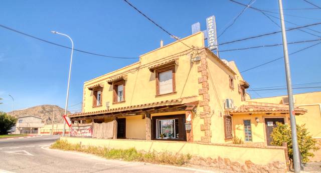 Local comercial en Venta en Camino Viejo de Callosa en Molins - Campaneta - San Bartolomé