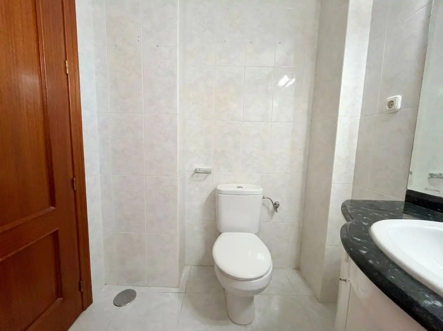 Badezimmer von Wohnung zum Verkauf in Antequera