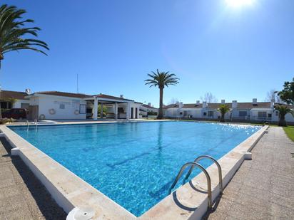 Piscina de Casa o xalet en venda en Deltebre amb Aire condicionat, Jardí privat i Terrassa