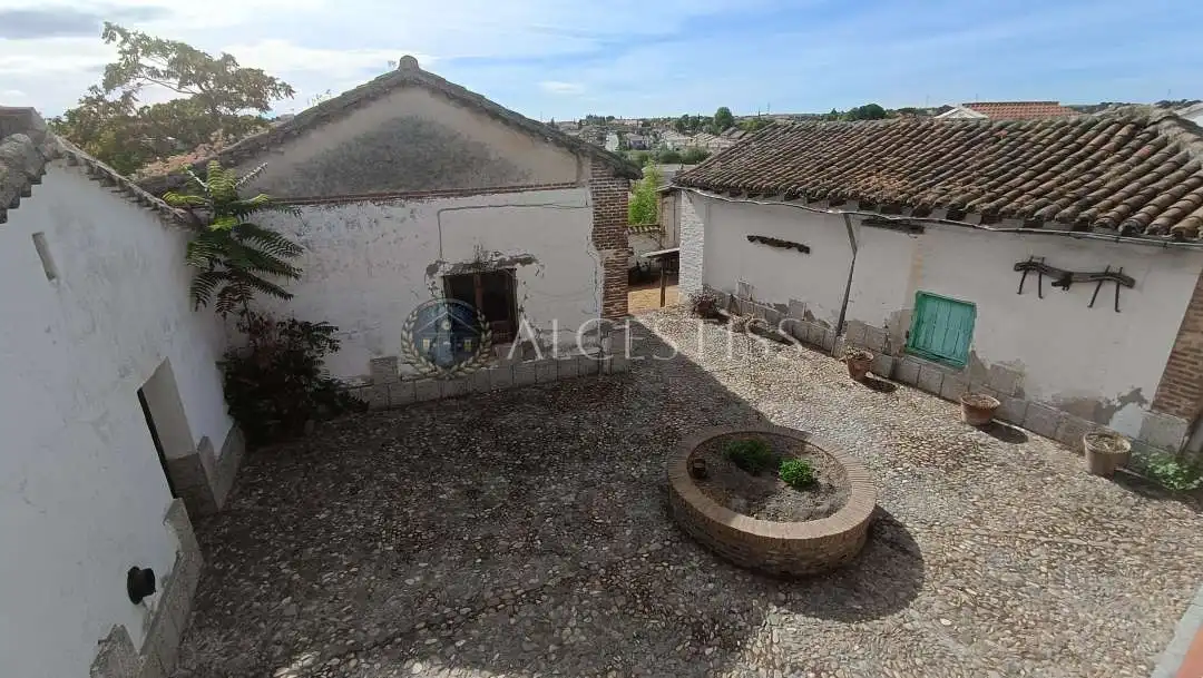Houses for sale in Méntrida  with Heating, Storage room and Furnished