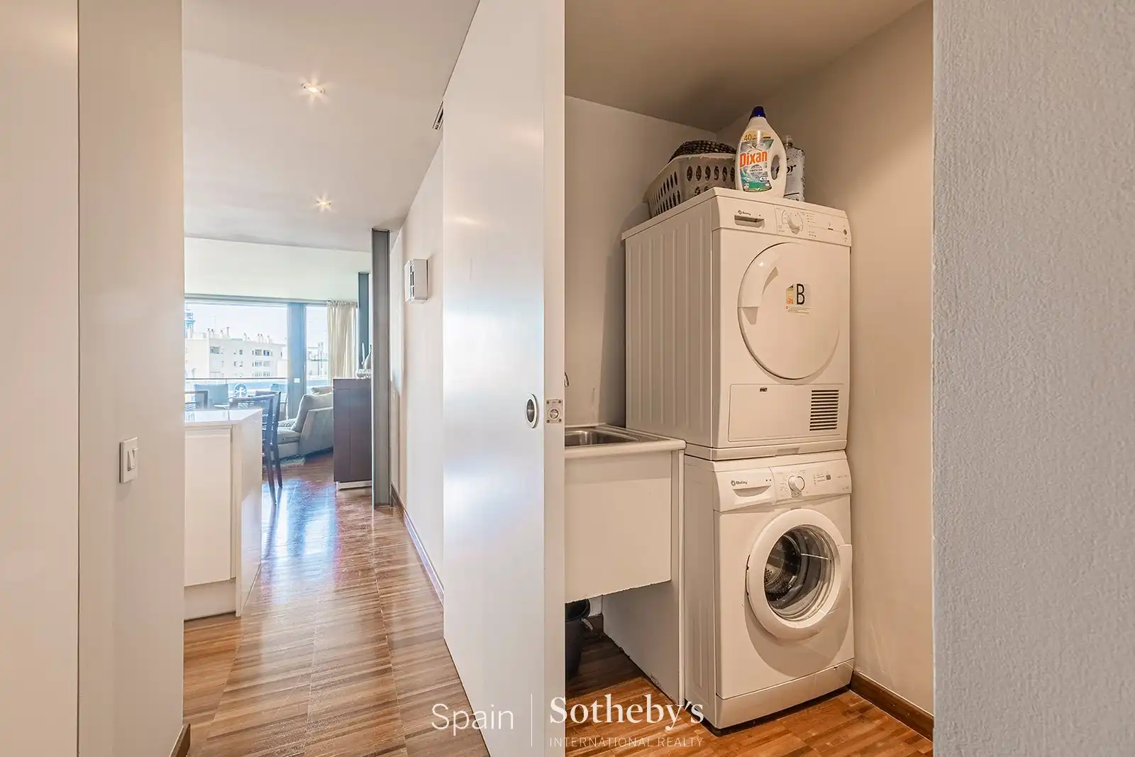 Ático en venta en Barcelona con Aire acondicionado, Terraza y Piscina