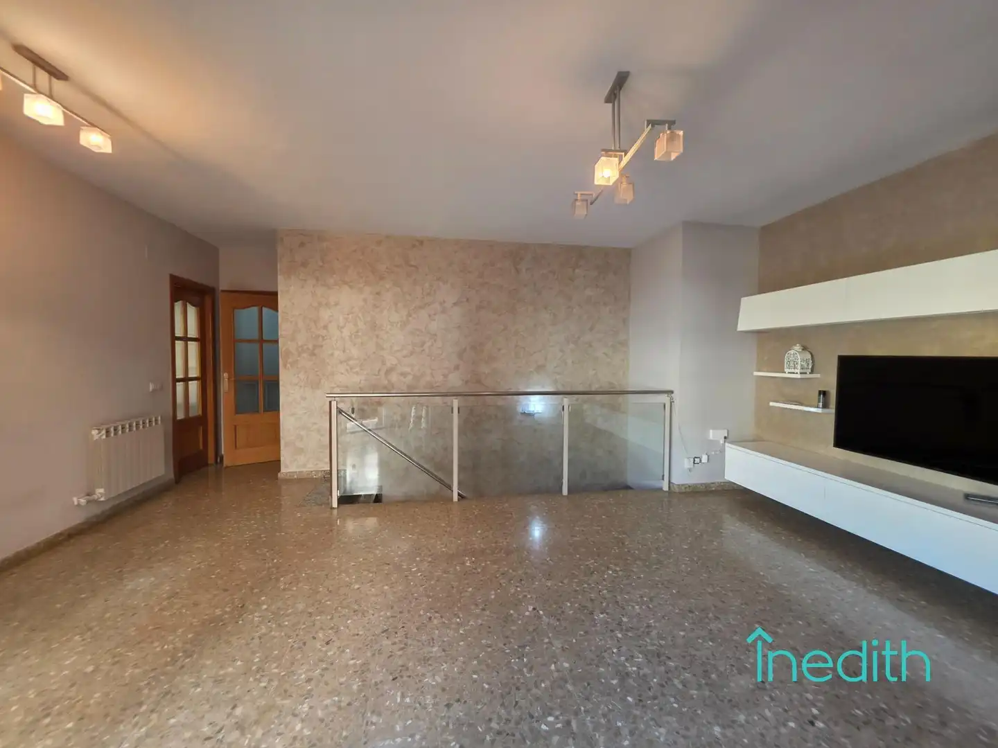 Piso en venta en Viladecans con Aire acondicionado, Calefacción y Terraza