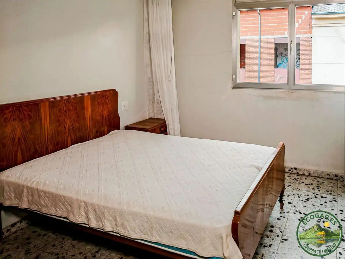 Habitación de Casa o chalet en venta en Ponferrada con Calefacción, Jardín privado y Terraza