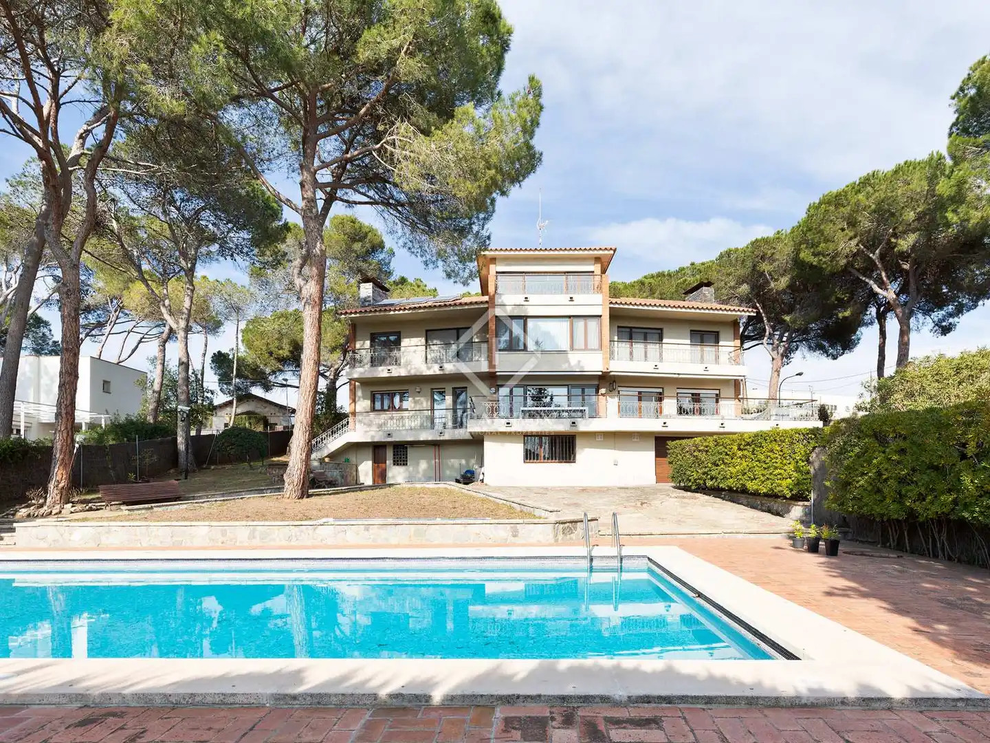 Houses for sale in Valldoreix