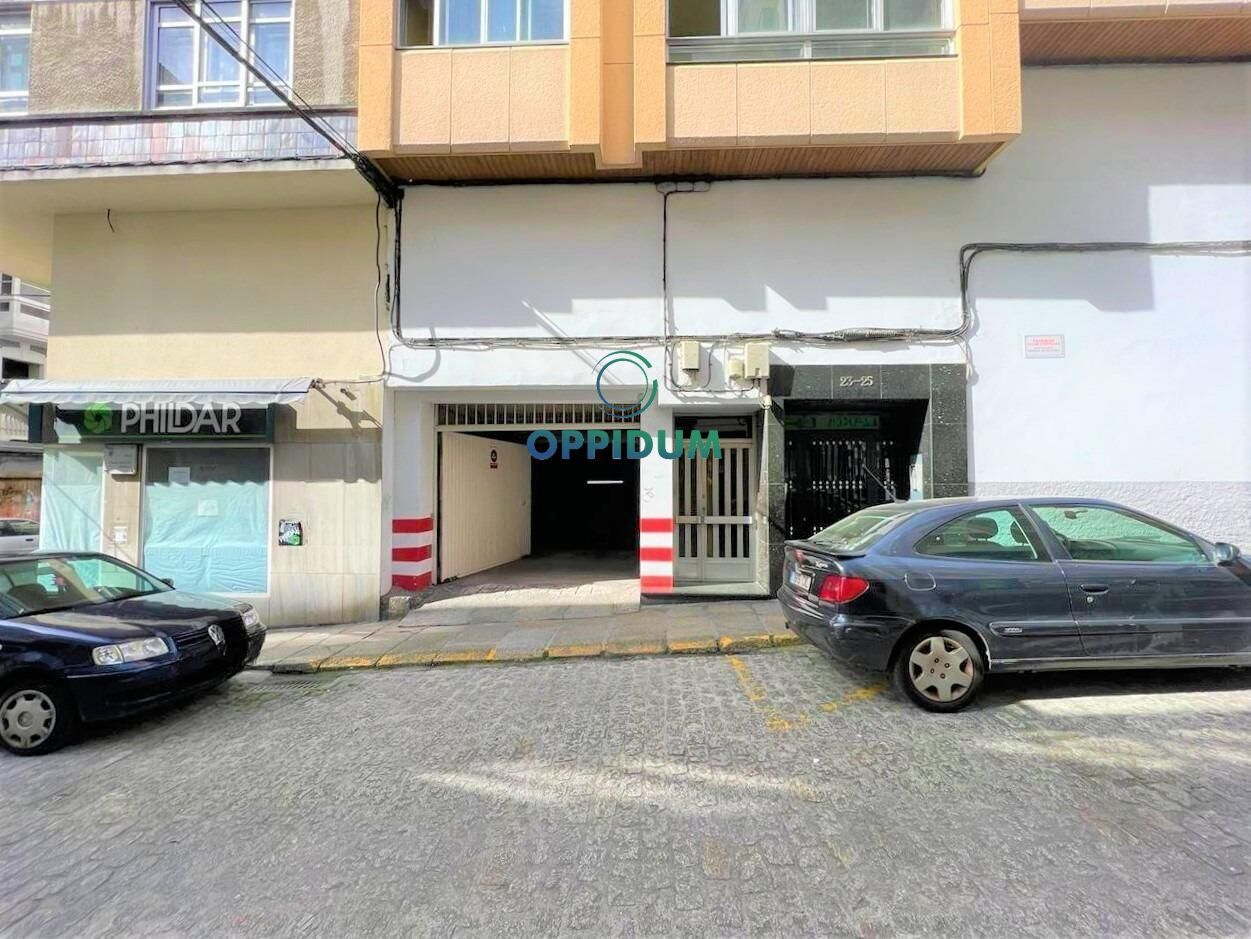 Vista exterior de Garaje en venta en Ferrol