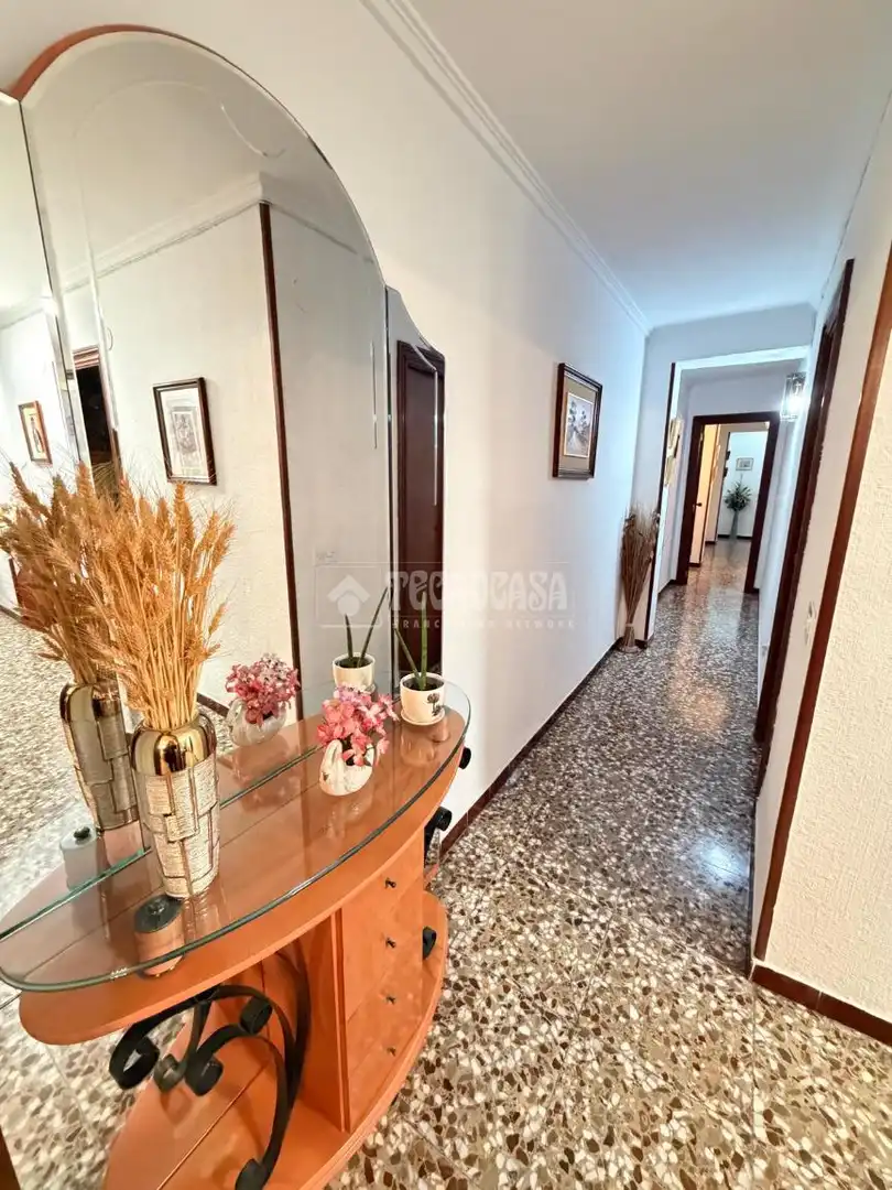 Flat for sale in Alicante / Alacant  with Air Conditioner