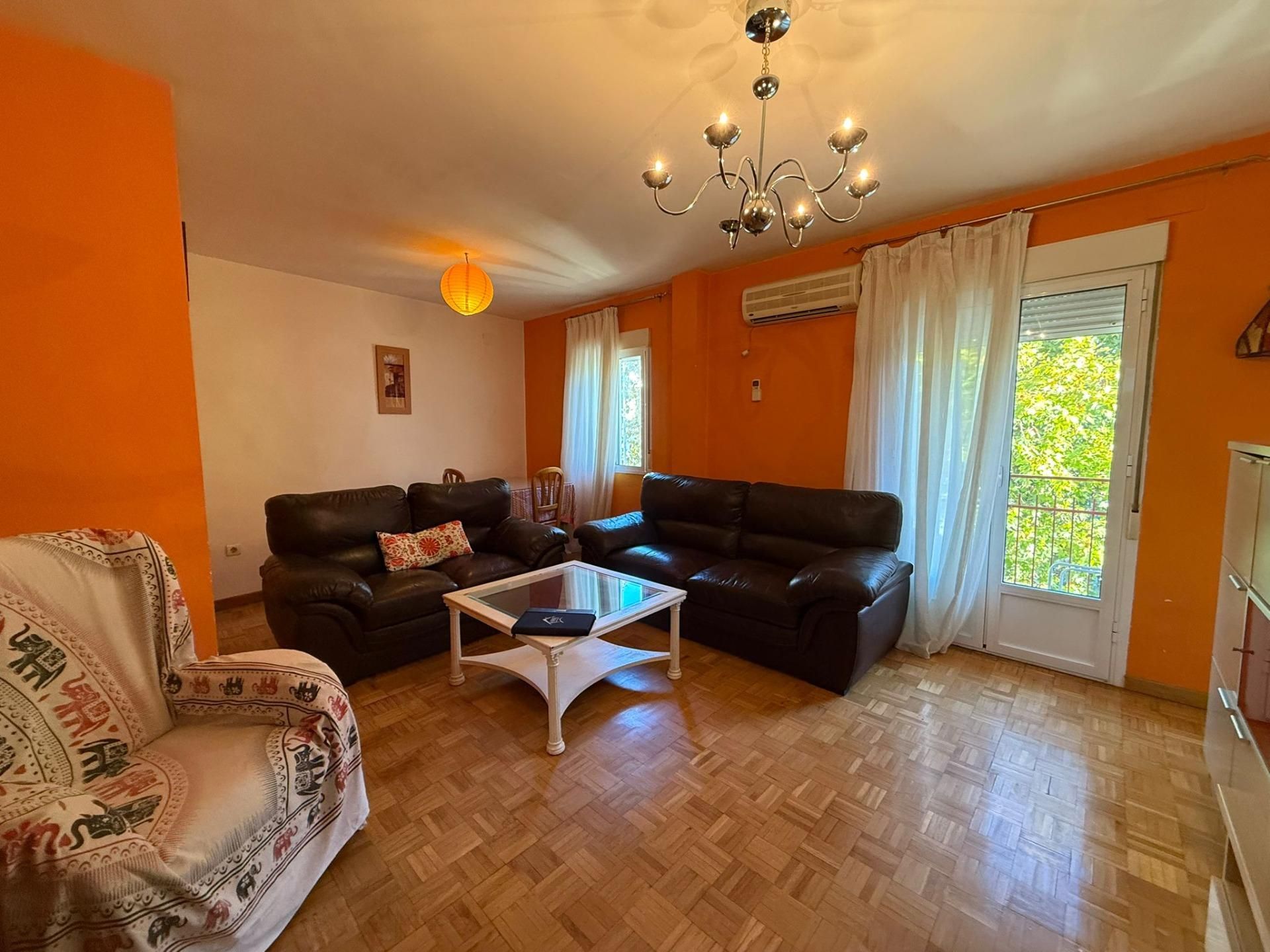 Sala d'estar de Pis en venda en Cáceres Capital amb Aire condicionat i Balcó