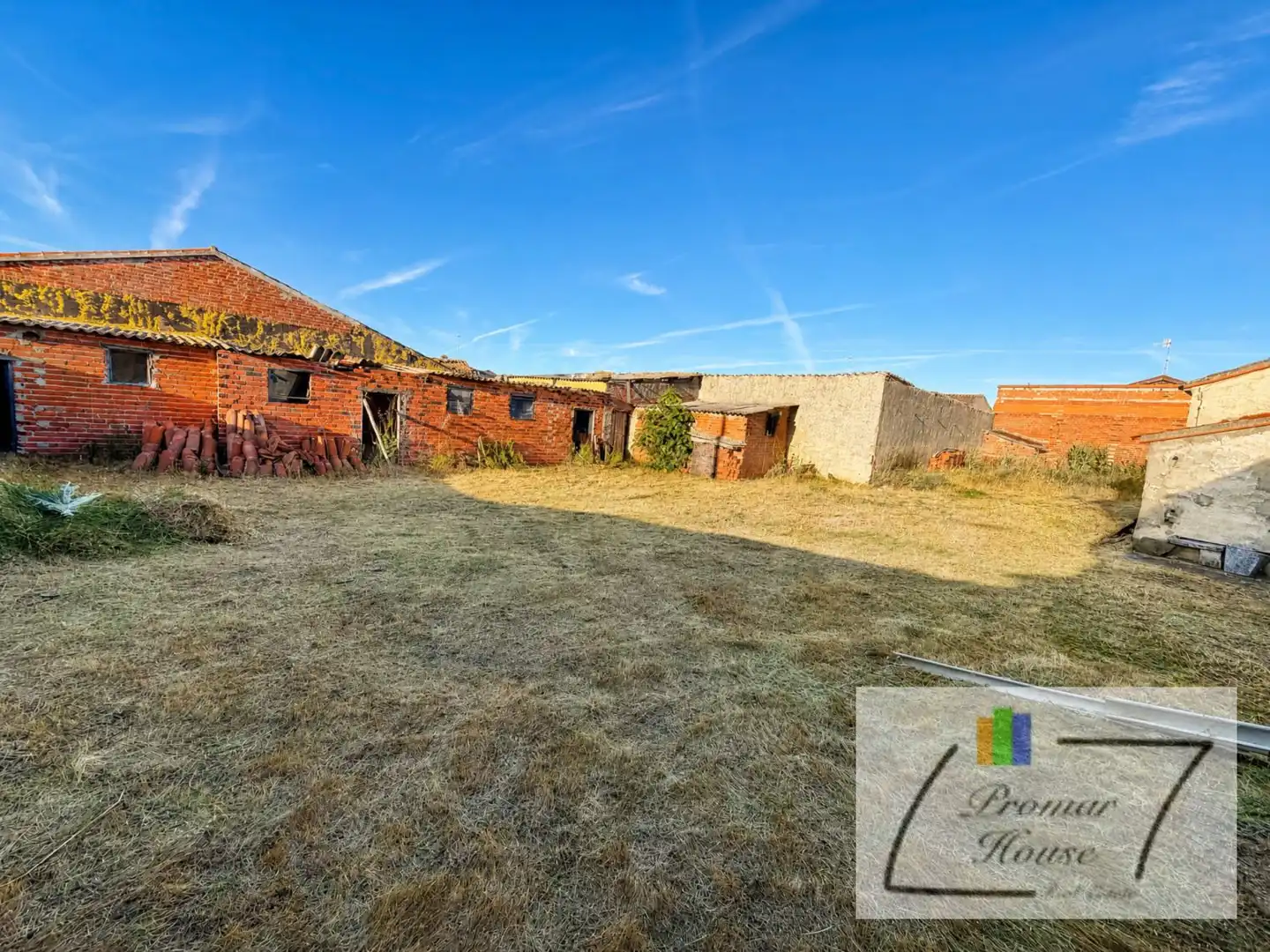 Houses for sale in Rivilla de Barajas  with Storage room