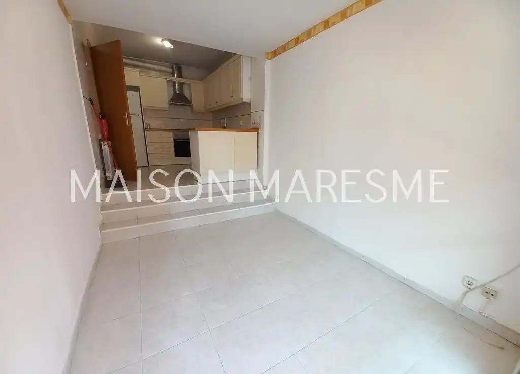 Dúplex en venta en Canet de Mar con Aire acondicionado, Calefacción y Terraza