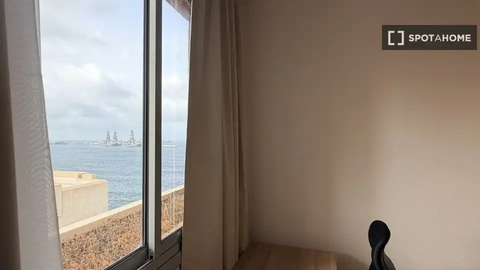 Habitación de Piso para compartir en Las Palmas de Gran Canaria con Aire acondicionado, Terraza y Amueblado