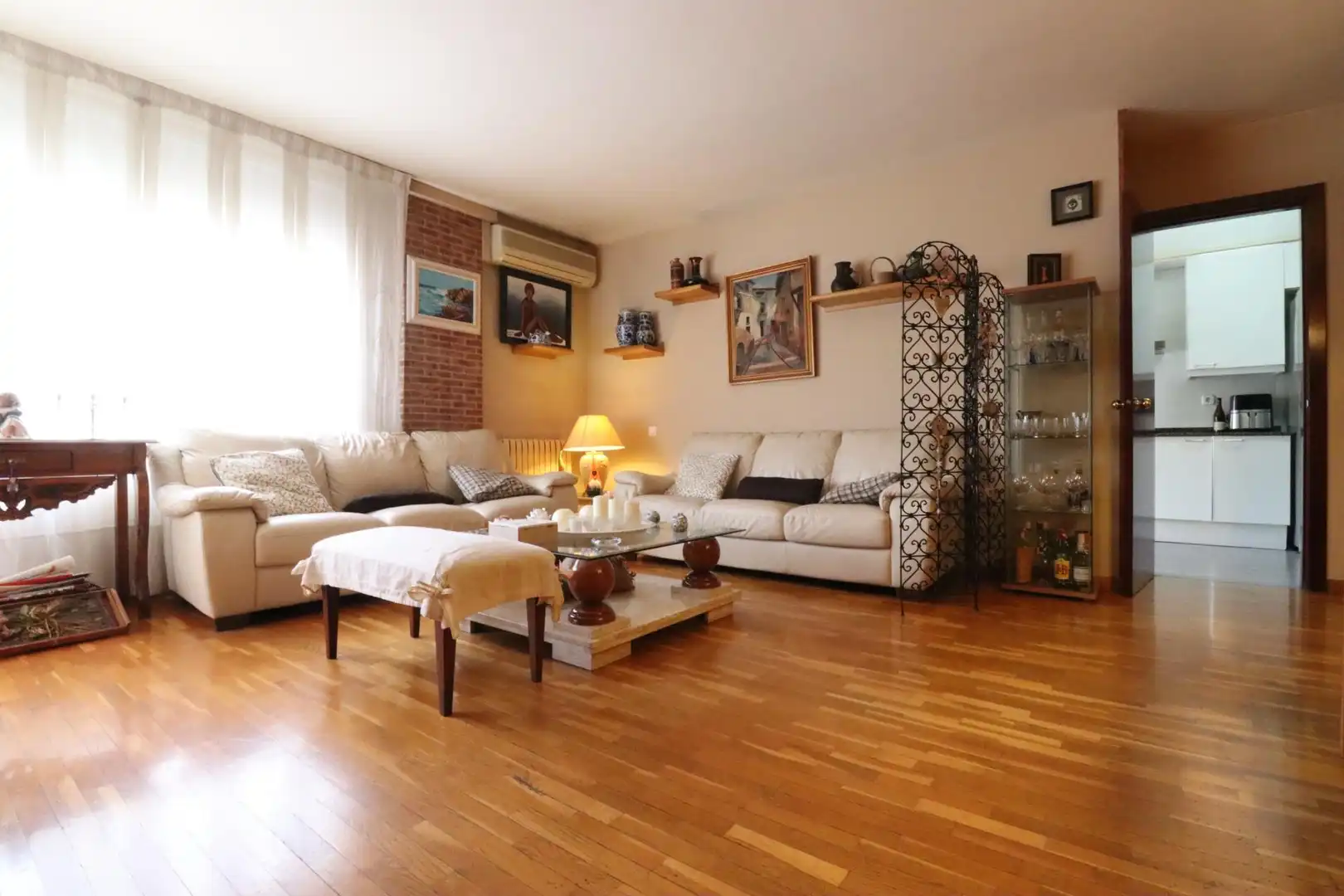 Wohnzimmer von Wohnung zum Verkauf in Sabadell mit Klimaanlage, Heizung und Terrasse