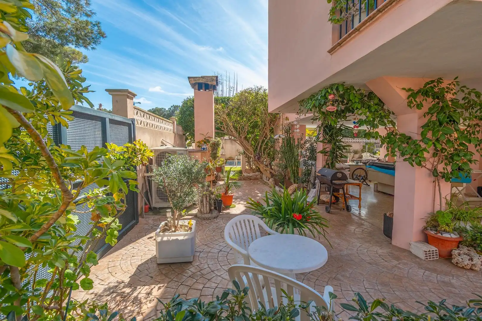 Garden of Houses for sale in Calvià  with Air Conditioner, Heating and Private garden