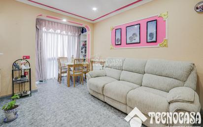 Living room of Flat for sale in Badalona