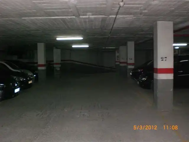 Parkplatz von Garage zur Miete in Ripoll