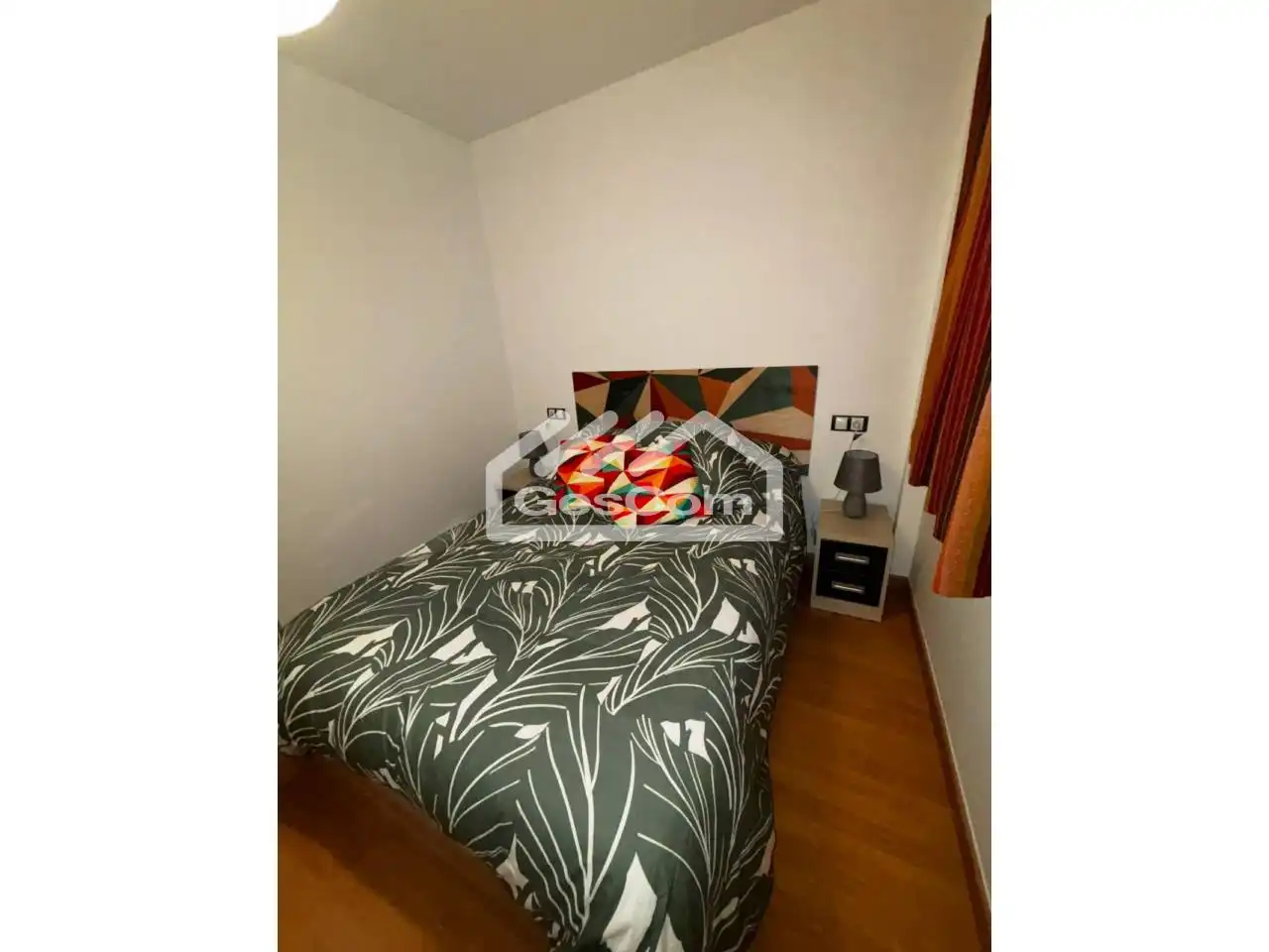 Habitación de Piso de alquiler en Canillo con Calefacción, Parquet y Trastero