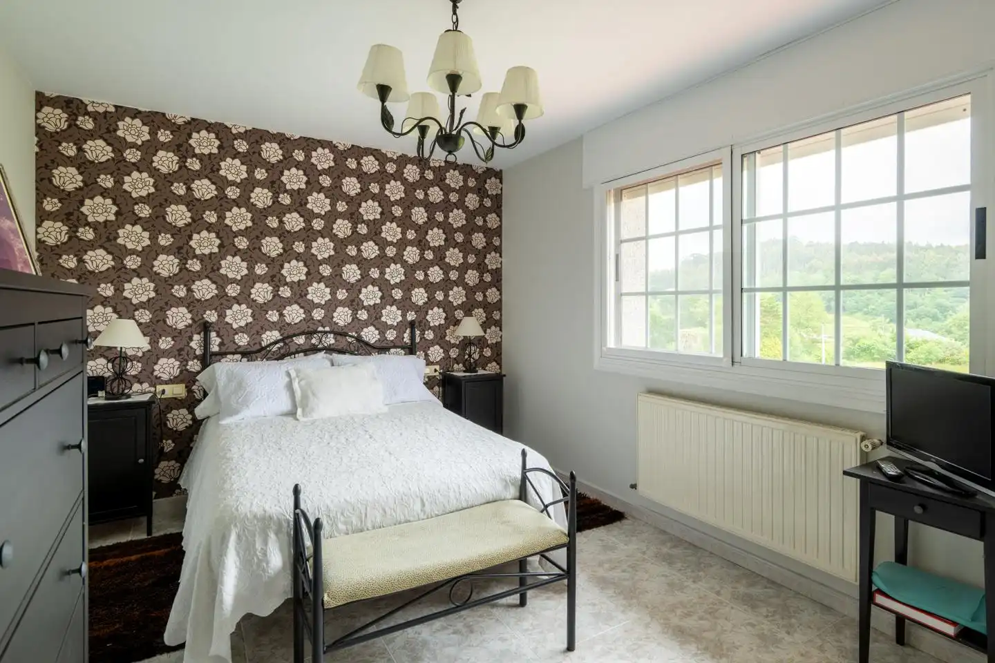 Bedroom of Houses for sale in Bergondo  with Heating, Private garden and Swimming Pool