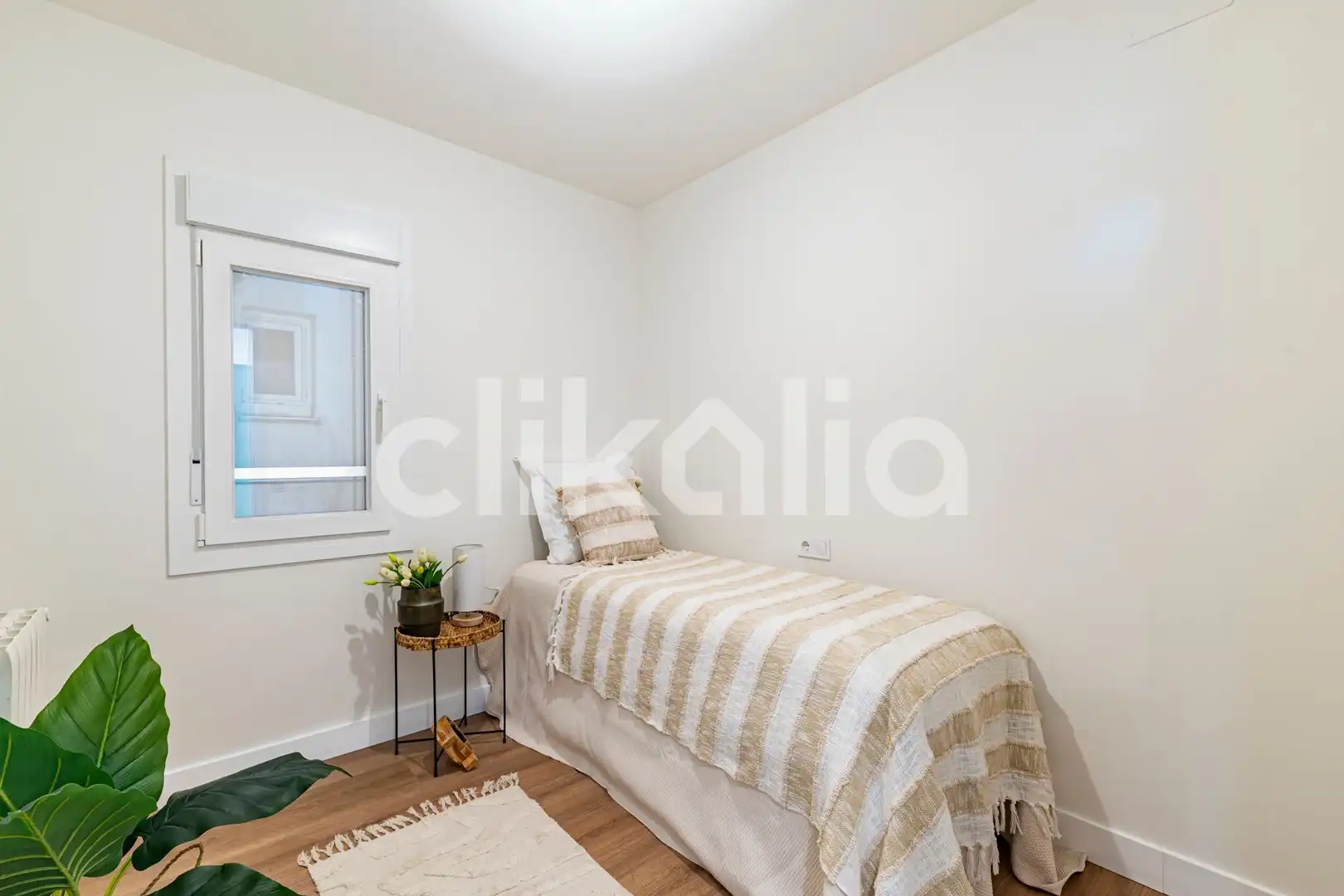Habitación de Piso en venta en Barcelona con Aire acondicionado, Calefacción y Terraza