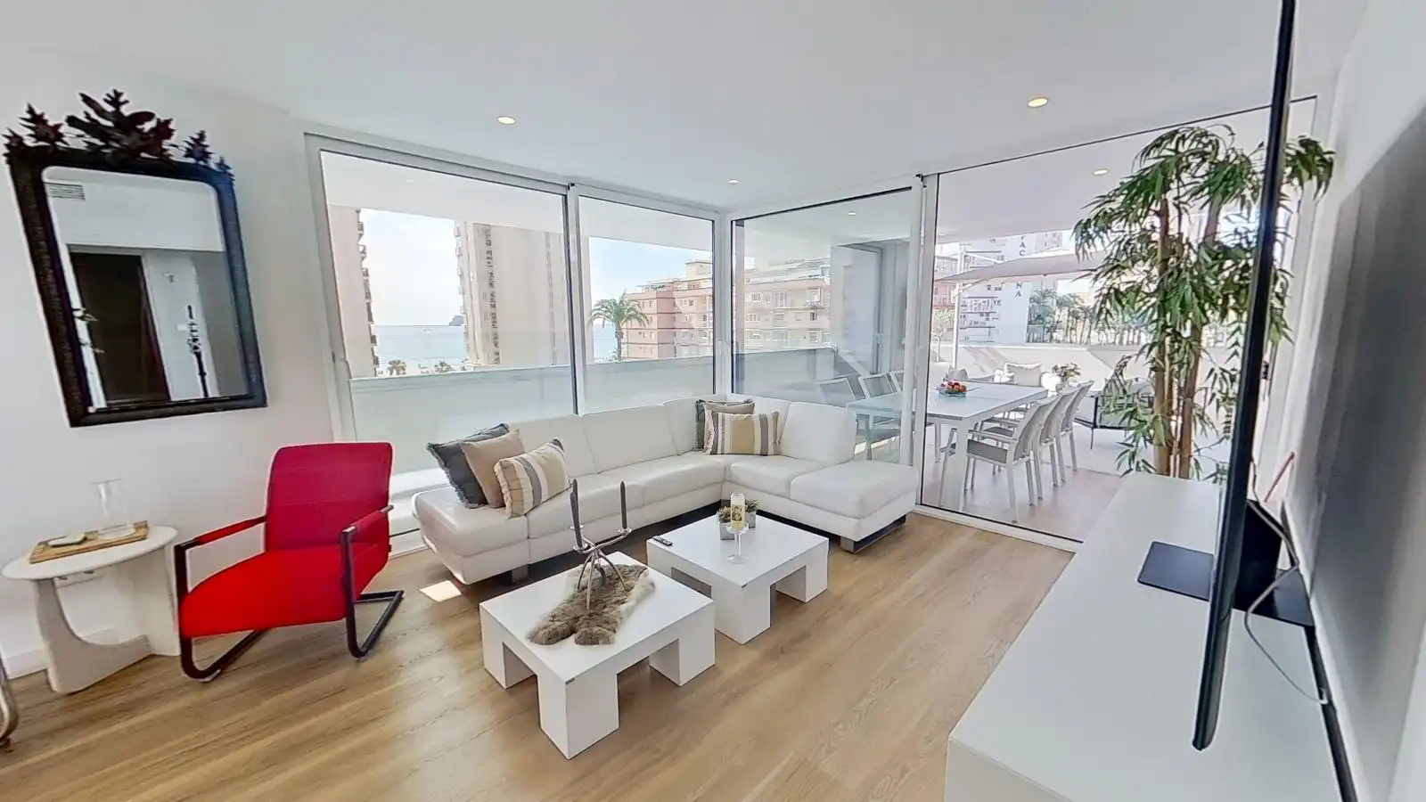 Piso con terraza en venta en Avenida del Mediterráneo, imagen 5