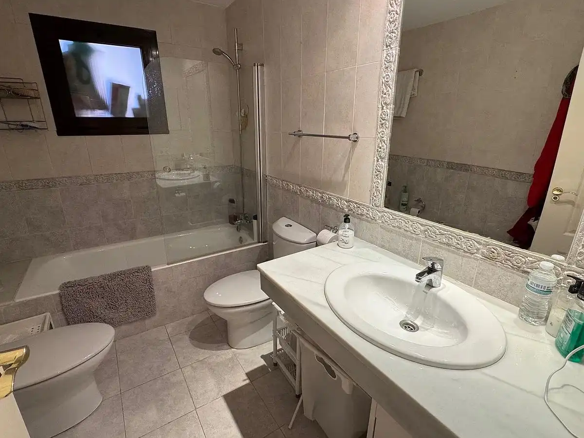 Apartament amb ascensor en venda a Estepona Pueblo, imagen 17
