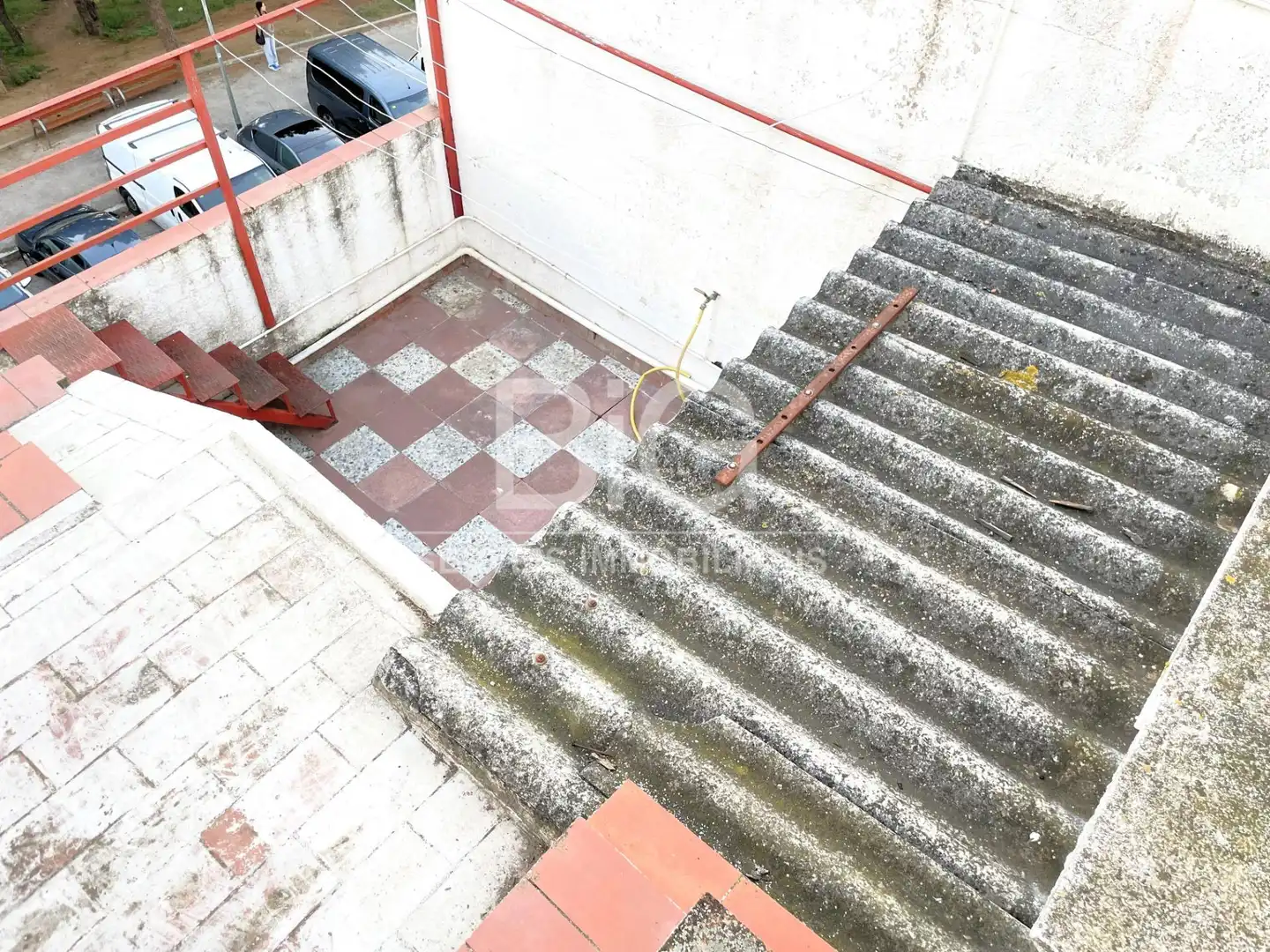 Vista exterior de Ático en venta en Mataró con Terraza, Trastero y Balcón