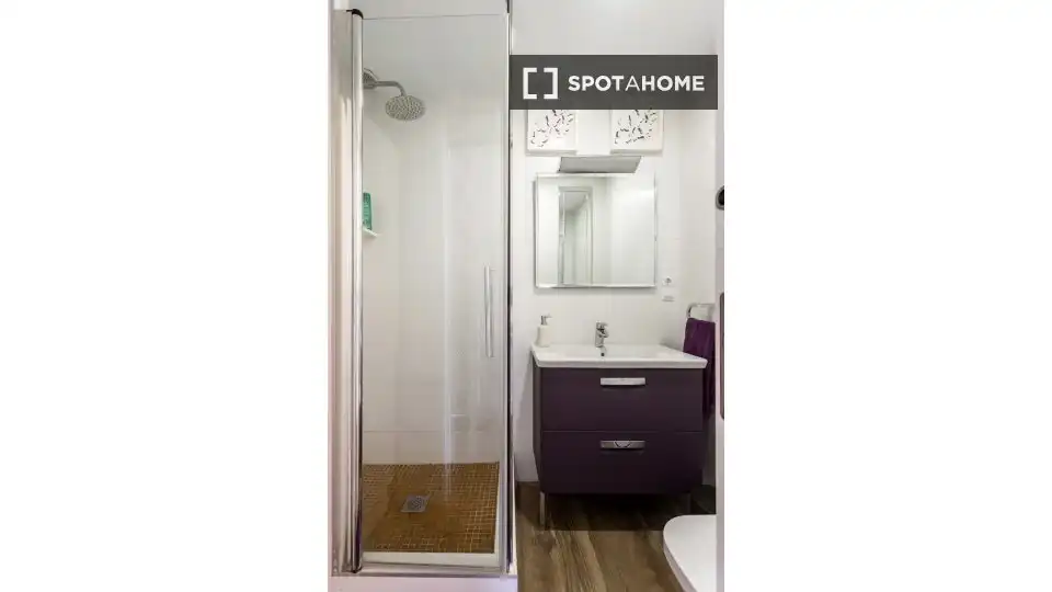 Baño de Piso para compartir en Alicante / Alacant con Aire acondicionado, Terraza y Amueblado