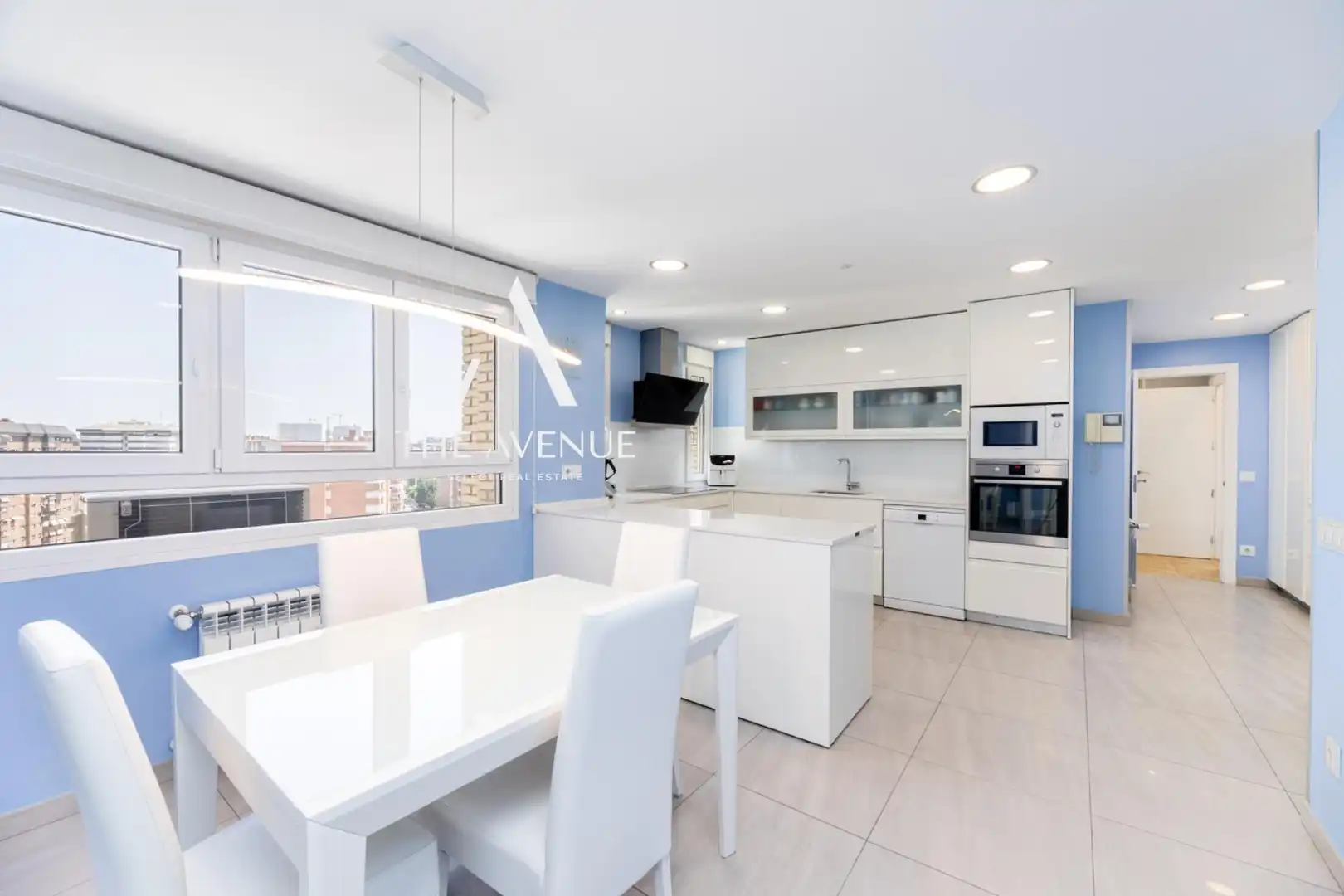 Cocina de Piso en venta en Madrid con Aire acondicionado, Calefacción y Jardín privado