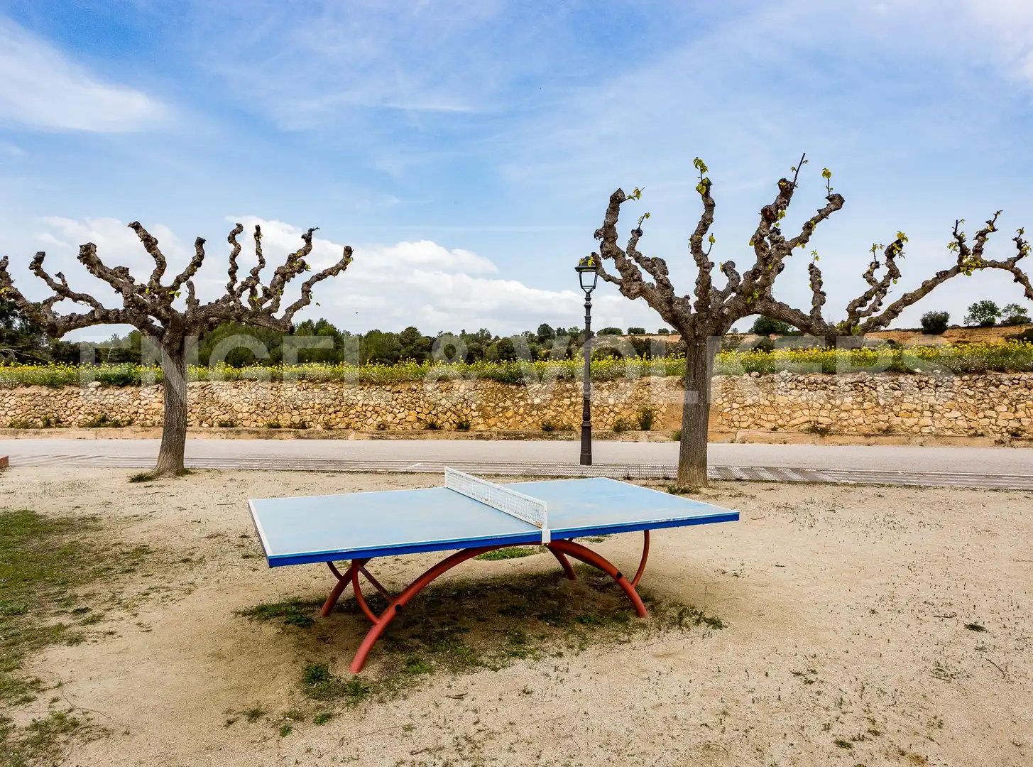 Vista exterior de Casa o xalet en venda en Castellet i la Gornal amb Aire condicionat, Calefacció i Jardí privat