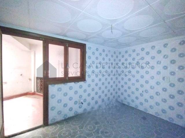 Piso en Venta en Calle Medico Cortes en Sax