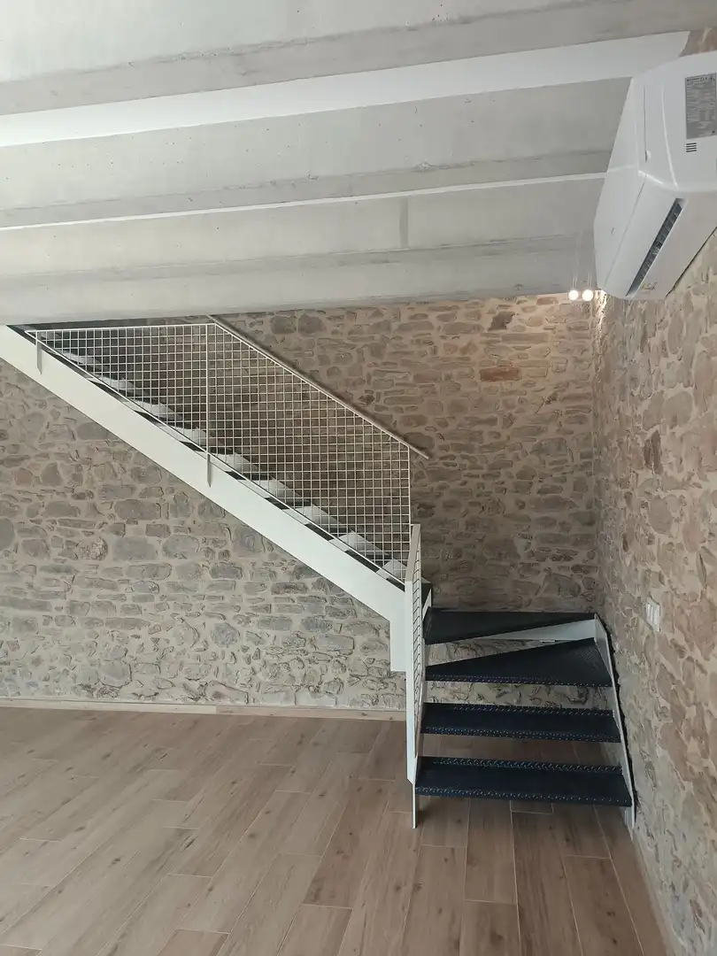 Casa o xalet de lloguer en Sant Aniol de Finestres amb Aire condicionat, Calefacció i Jardí privat