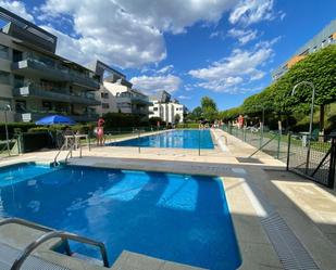Swimming pool of Flat for sale in Majadahonda  with Air Conditioner and Swimming Pool