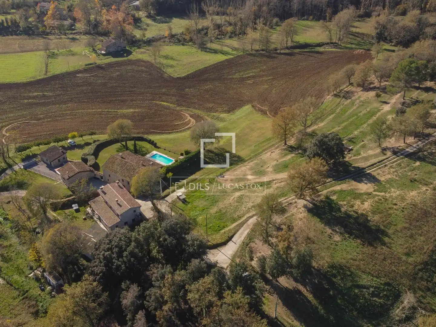 Finca rústica en venta en Santa Pau con Jardín privado, Terraza y Trastero