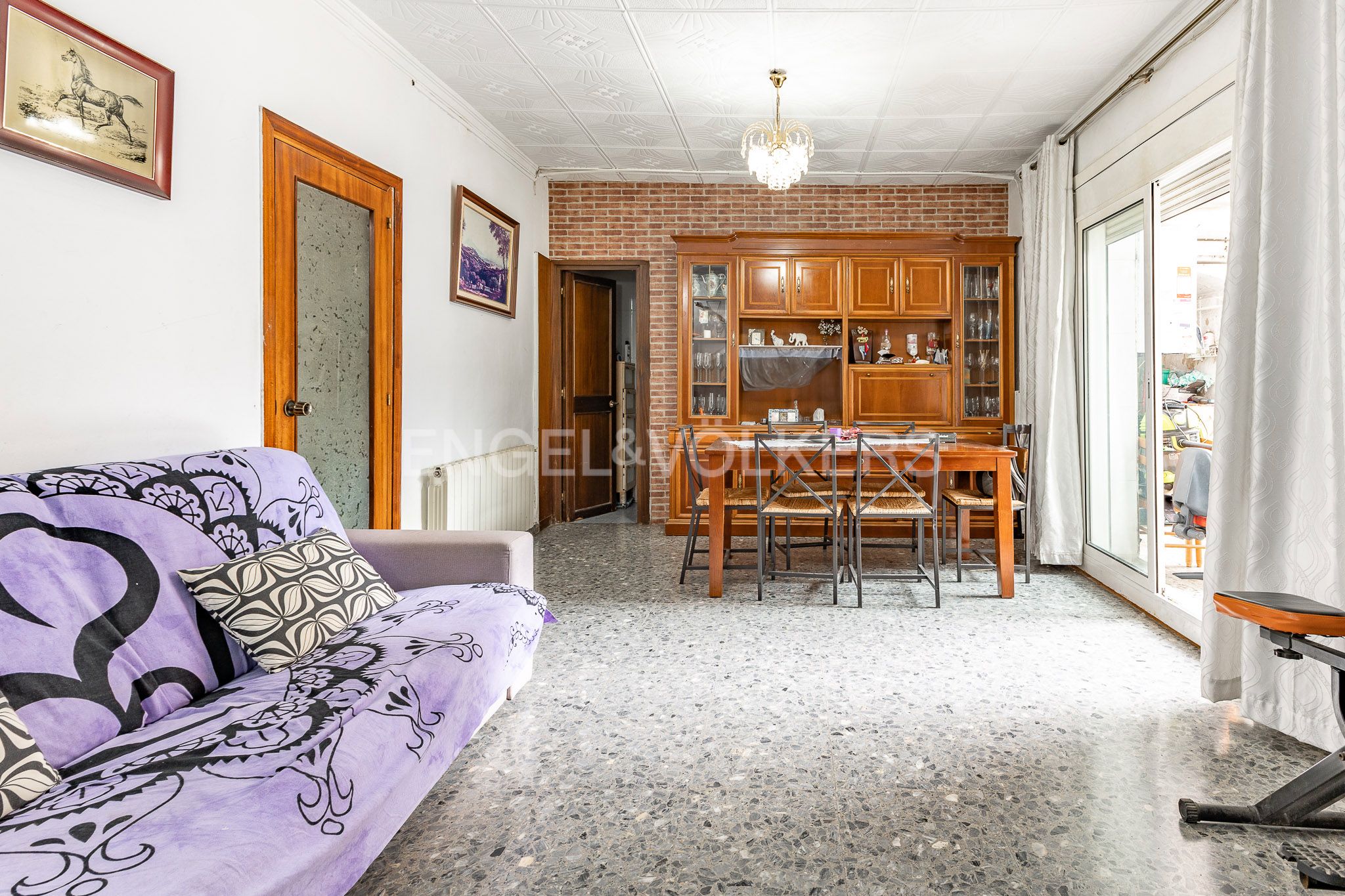 Sala d'estar de Casa o xalet en venda en Cerdanyola del Vallès amb Calefacció, Terrassa i Balcó