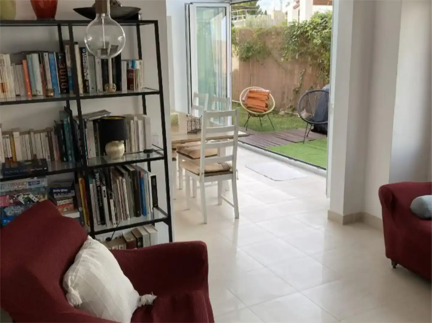 Sala d'estar de Casa adosada en venda en Torredembarra amb Jardí privat, Traster i Balcó