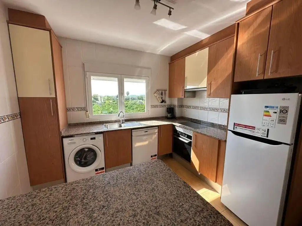 Cocina de Apartamento de alquiler en Vinaròs con Calefacción, Terraza y Amueblado