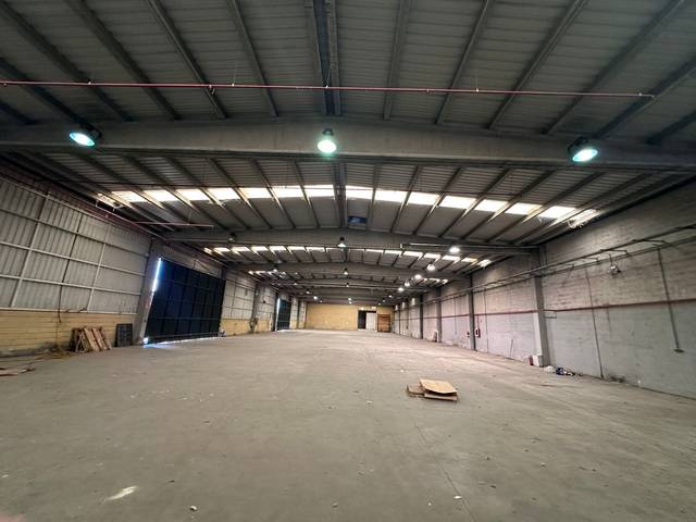 Nave industrial en Alquiler en Meco pueblo