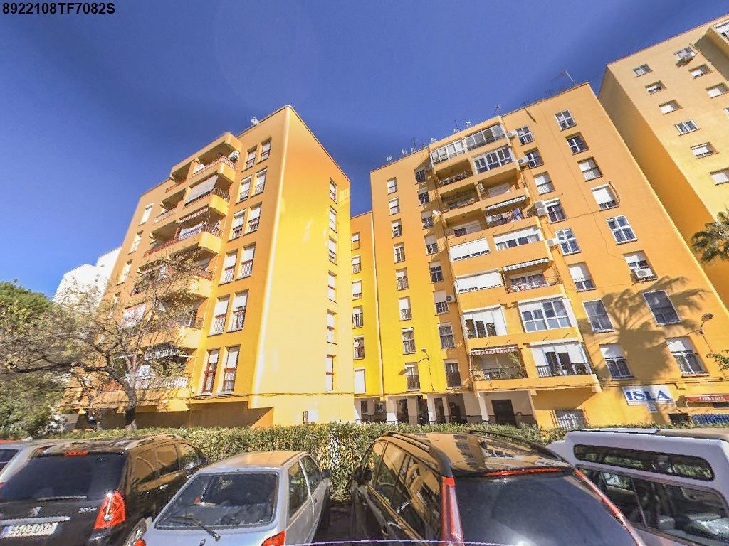 Exterior view of Flat for sale in Algeciras  with Balcony