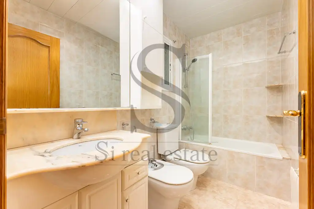 Baño de Piso en venta en Barcelona con Aire acondicionado, Calefacción y Parquet