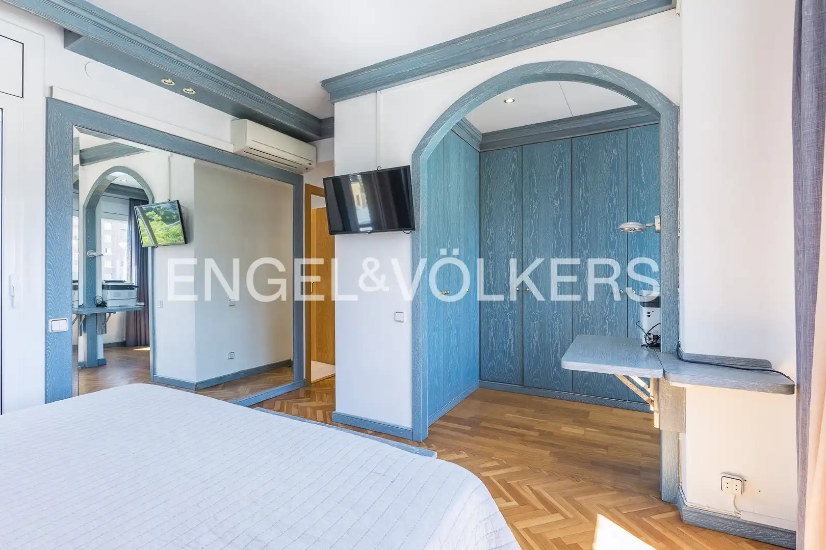 Habitación de Piso en venta en Barcelona con Aire acondicionado, Calefacción y Piscina