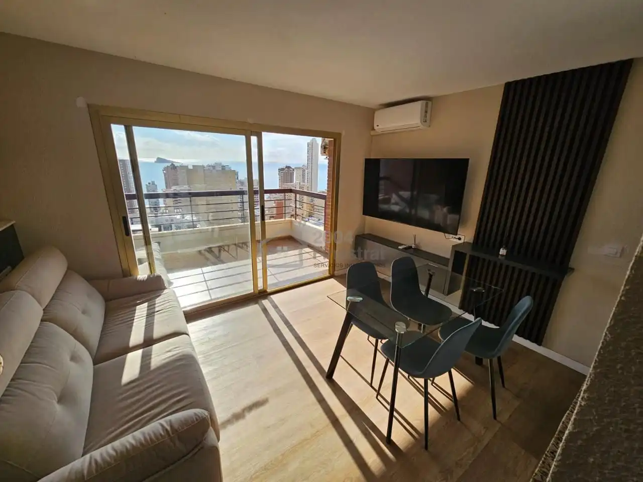 Living room of Study for sale in Benidorm  with Air Conditioner, Terrace and Furnished
