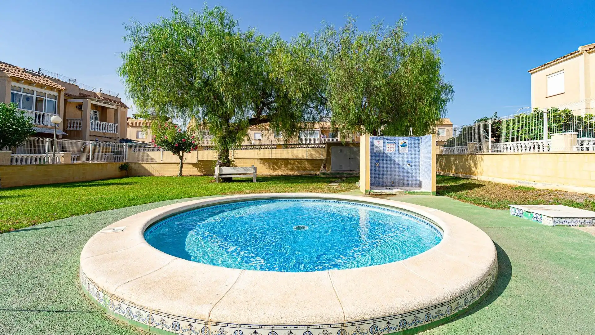 Bungalow con piscina in vendita a PANORAMA II, imagen 37