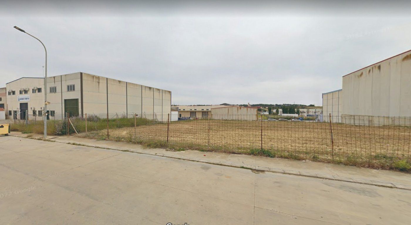 Industrial land for sale in Moguer