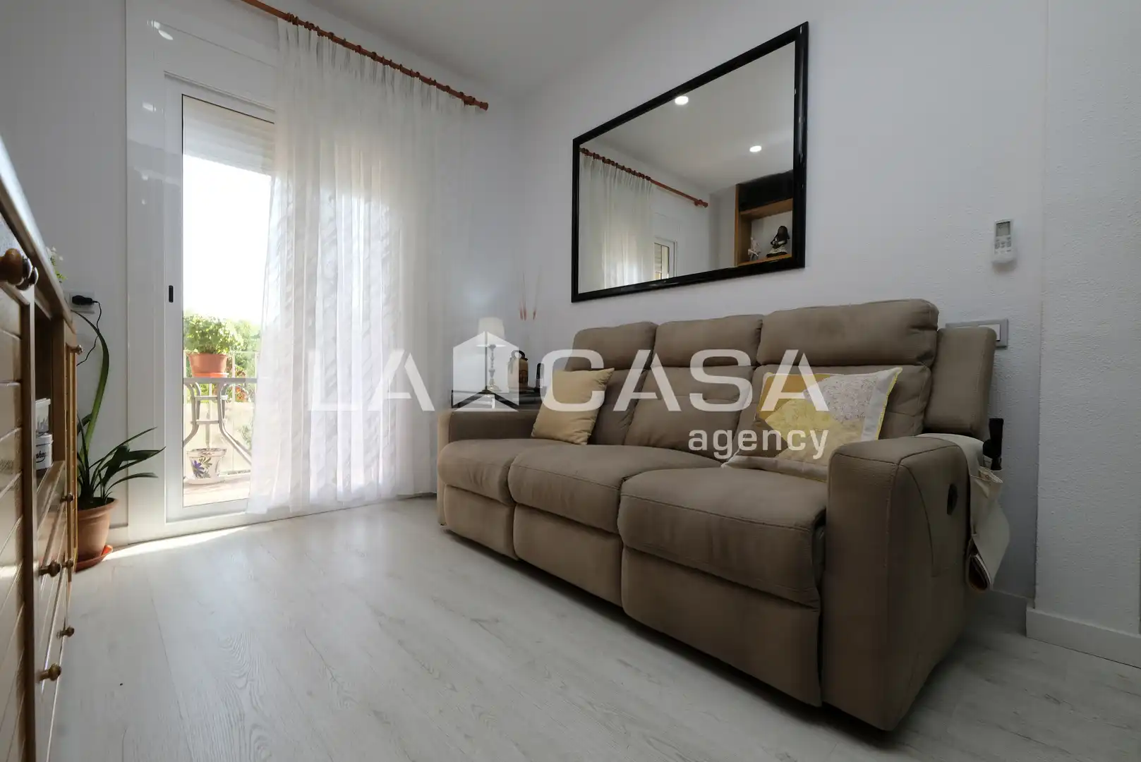 Wohnung mit Terrasse zum Verkauf in Avinguda de Borbó, imagen 3