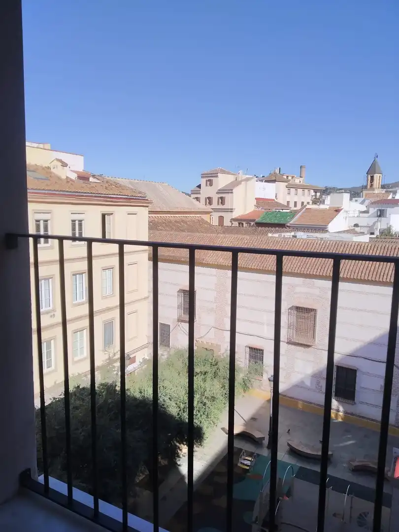 Piso con ascensor en venta en Plaza de las Cofradías, imagen 4