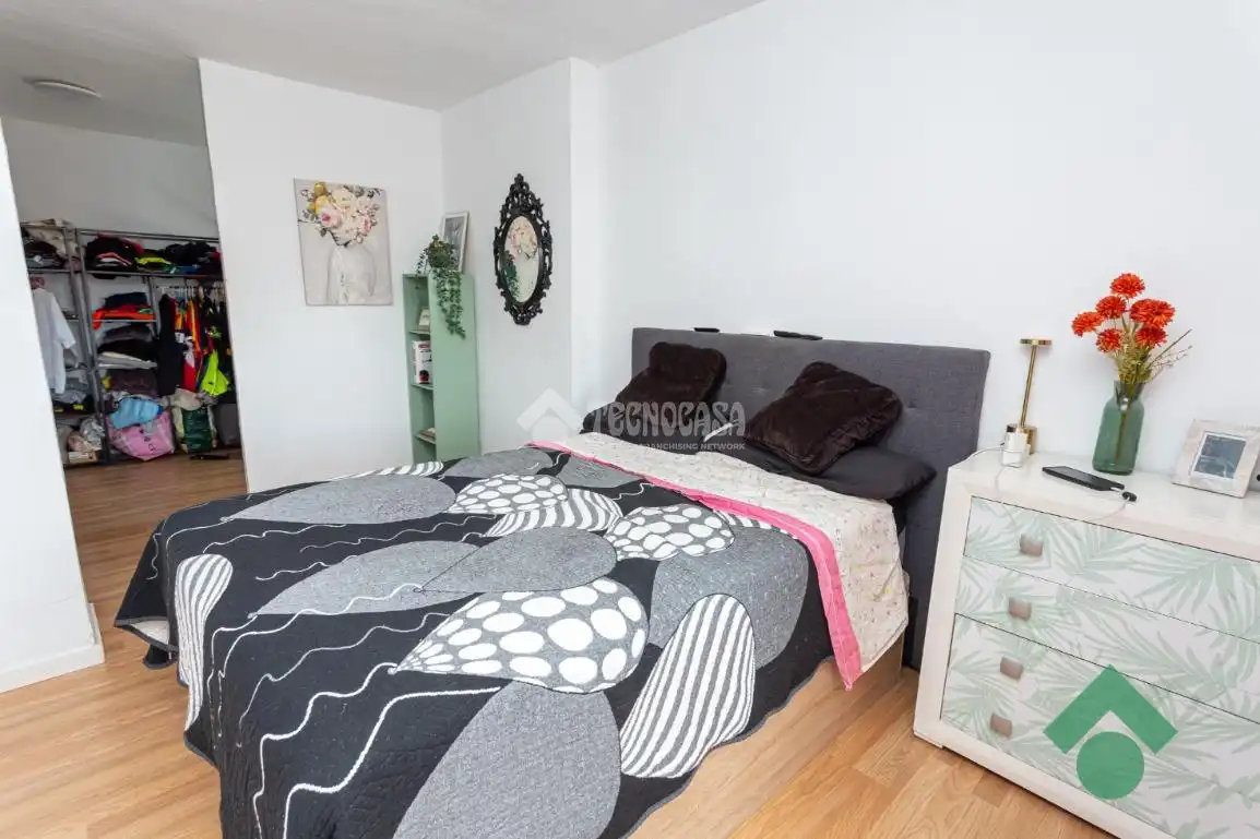 Bedroom of Flat for sale in Algeciras  with Furnished