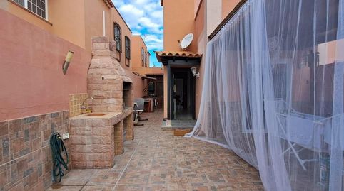 Foto 2 de Dúplex en venta en Las Rosas, Arona