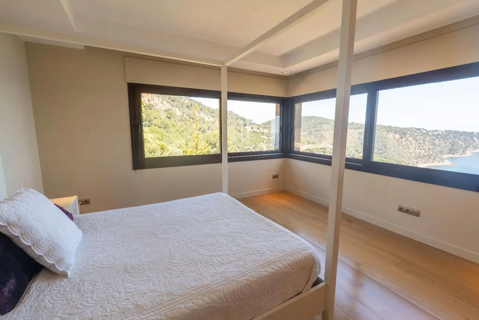 Dormitori de Casa o xalet de lloguer en Sant Feliu de Guíxols amb Aire condicionat, Jardí privat i Terrassa
