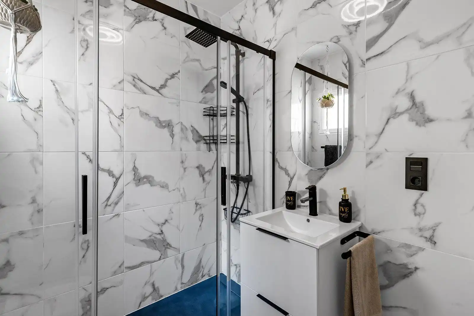 Bathroom of Attic for sale in Orihuela  with Air Conditioner, Terrace and Furnished