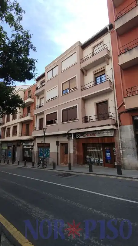 Local comercial en venda a Uribarri, imagen 6