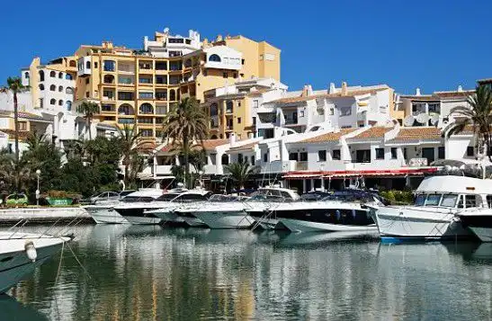 Vista exterior de Apartamento en venta en Marbella con Aire acondicionado, Calefacción y Terraza